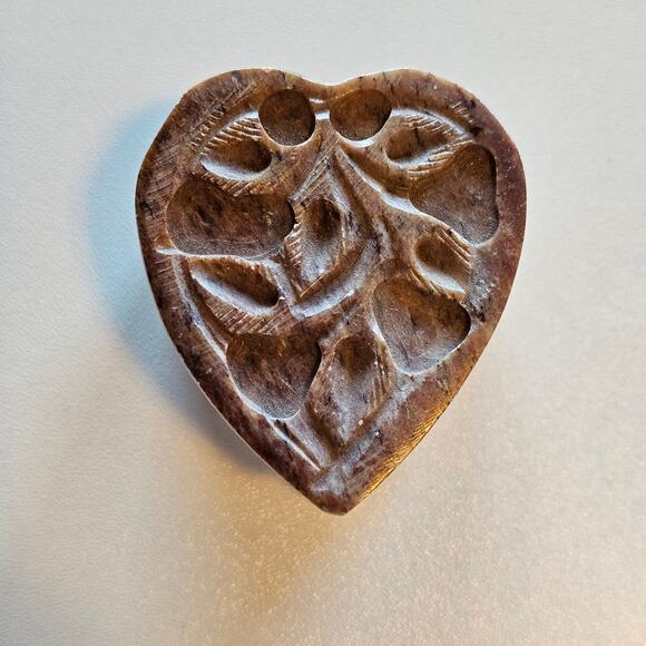 Artisan Heart-Shaped Wooden Box - Brown - Picture 2 of 8